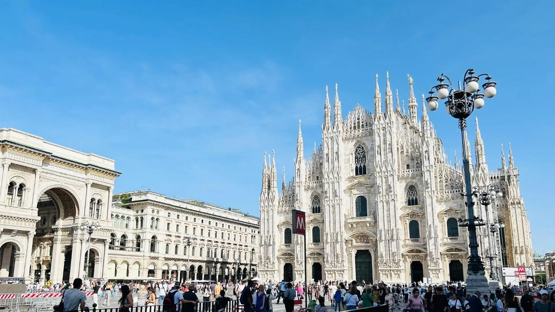 Chiara Guest House 18 - M4 Metro Blu Milan Apartment