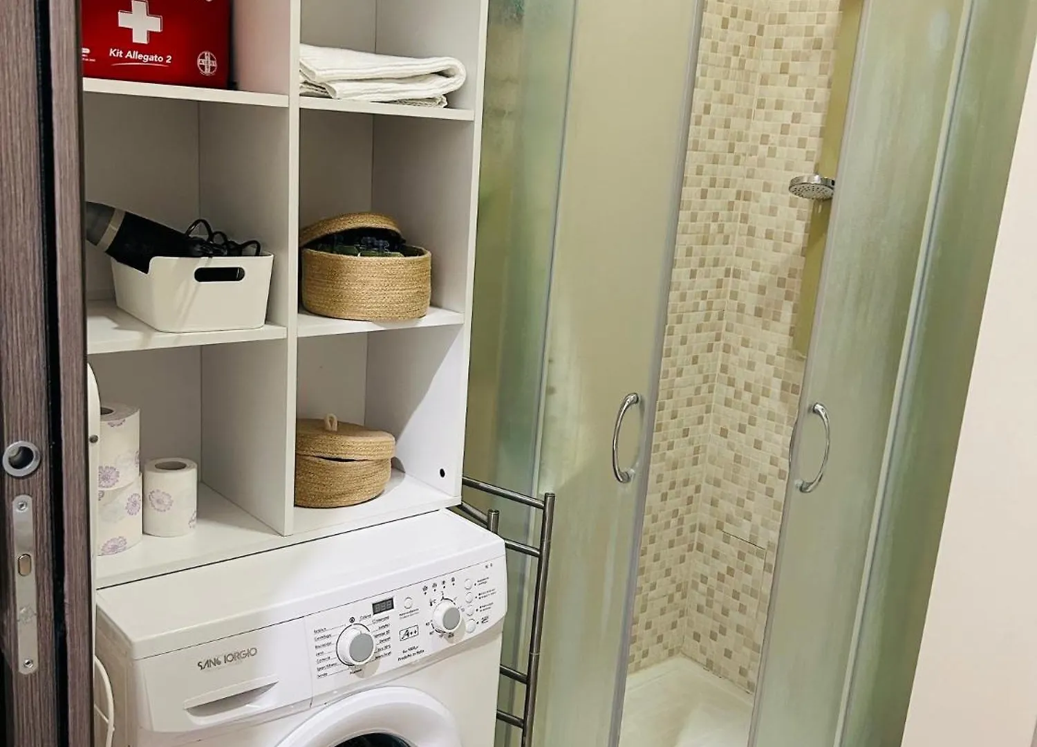 Chiara Guest House 18 - M4 Metro Blu Milan