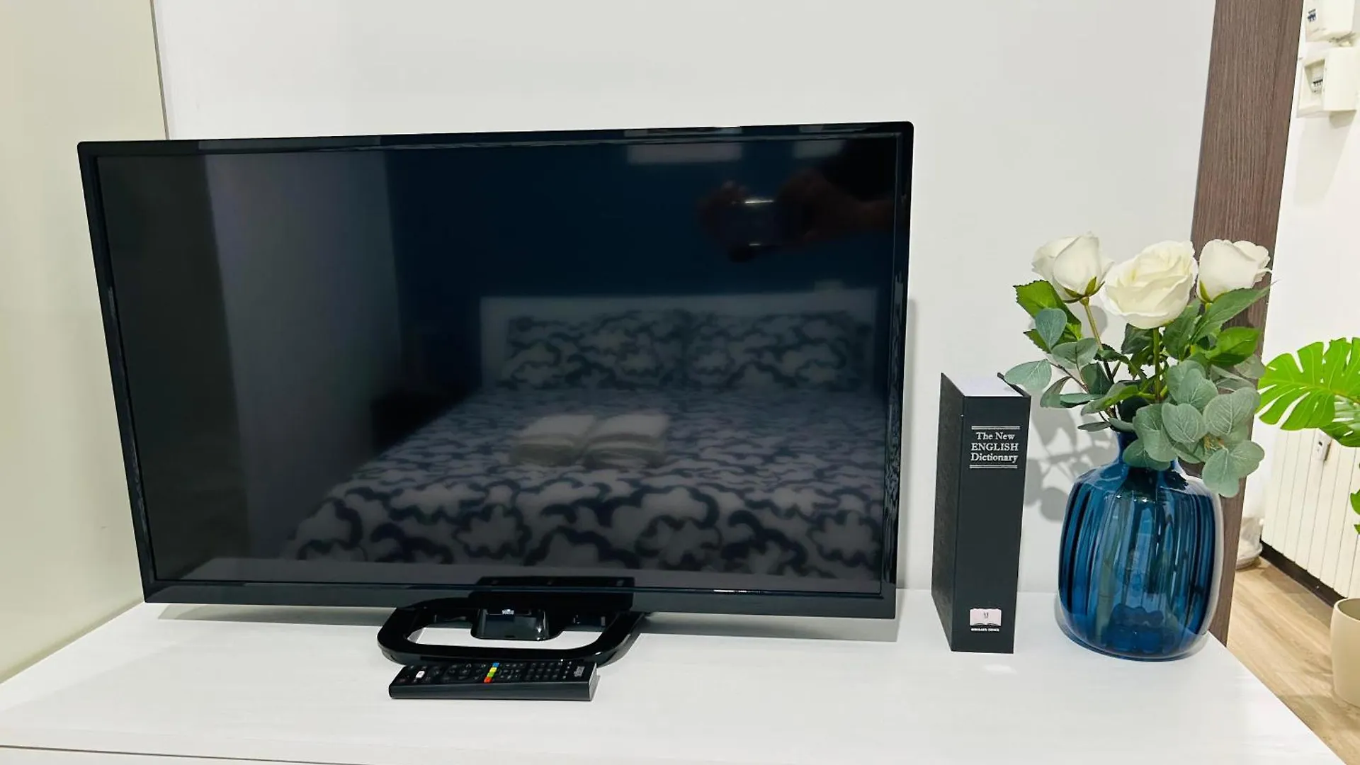 Chiara Guest House 18 - M4 Metro Blu ミラノ 0*,